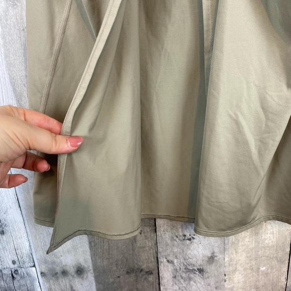 Lululemon All Tied Up Tank in Palm Court Size 6 - Picture 11 of 16